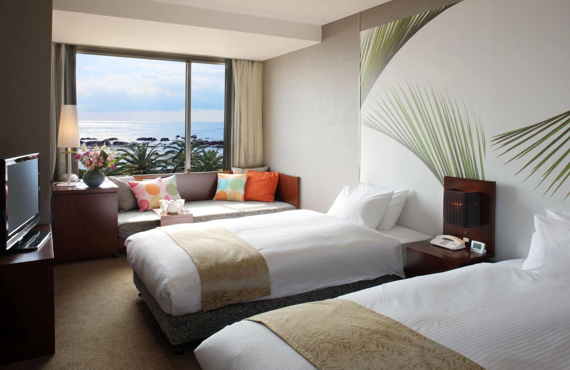Shirahama Ocean Resort Chiba Bagian luar foto